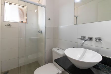 Banheiro de kitnet/studio à venda com 0 quarto, 45m² em Vila Augusta, Guarulhos