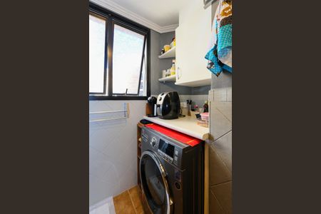 Apartamento à venda com 76m², 2 quartos e 2 vagas Apartamento à venda com 76m², 2 quartos e 2 vagasÁrea de Serviço