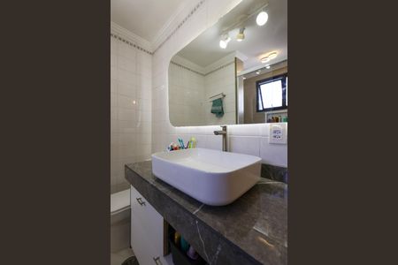 Apartamento à venda com 76m², 2 quartos e 2 vagas Apartamento à venda com 76m², 2 quartos e 2 vagasBanheiro