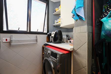 Apartamento à venda com 76m², 2 quartos e 2 vagas Apartamento à venda com 76m², 2 quartos e 2 vagasÁrea de Serviço