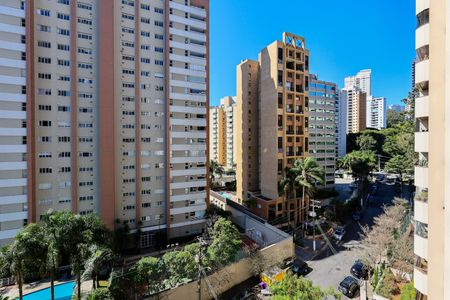 Apartamento à venda com 76m², 2 quartos e 2 vagas Apartamento à venda com 76m², 2 quartos e 2 vagasVista da Varanda da Sala