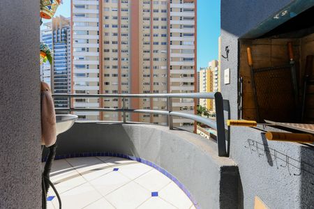 Apartamento à venda com 76m², 2 quartos e 2 vagas Apartamento à venda com 76m², 2 quartos e 2 vagasVaranda da Sala