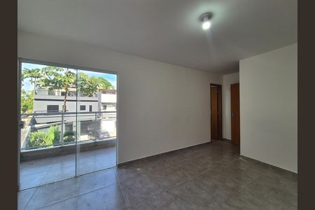 Casa de condomínio para alugar com 137m², 3 quartos e 2 vagas