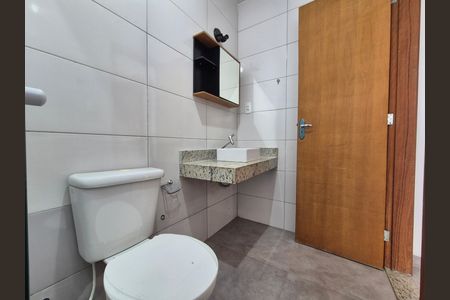 Casa de condomínio para alugar com 137m², 3 quartos e 2 vagas