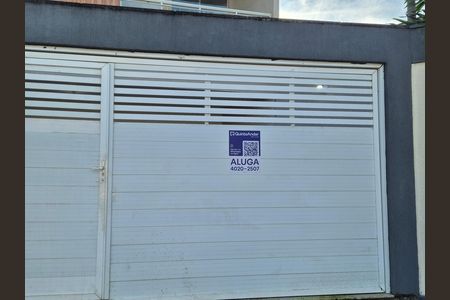 Casa de condomínio para alugar com 137m², 3 quartos e 2 vagas