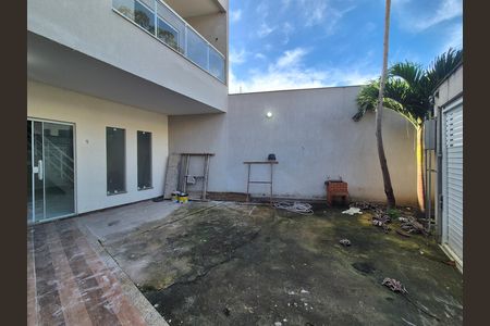 Casa de condomínio para alugar com 137m², 3 quartos e 2 vagas