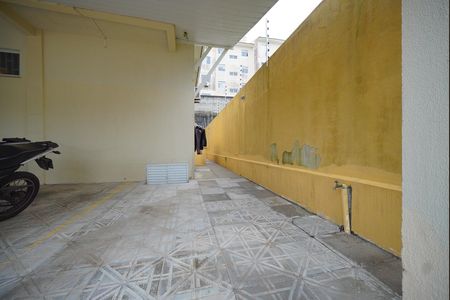 Garagem de apartamento para alugar com 2 quartos, 77m² em Areias, São José