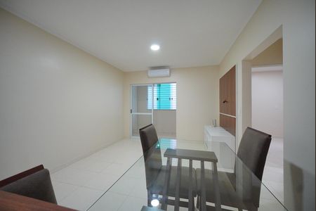 Sala de apartamento para alugar com 2 quartos, 77m² em Areias, São José