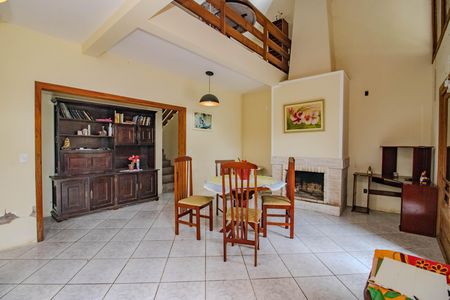 Sala de casa para alugar com 3 quartos, 300m² em Passo D’areia, Porto Alegre