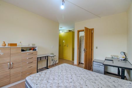 Casa para alugar com 300m², 3 quartos e 2 vagas Casa para alugar com 300m², 3 quartos e 2 vagasSuíte 3