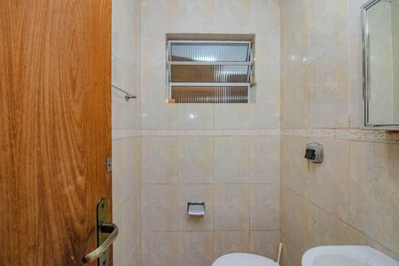 Casa para alugar com 300m², 3 quartos e 2 vagas Casa para alugar com 300m², 3 quartos e 2 vagasLavabo