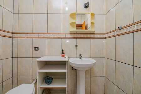 Casa para alugar com 300m², 3 quartos e 2 vagas Casa para alugar com 300m², 3 quartos e 2 vagasBanheiro da Suíte 2