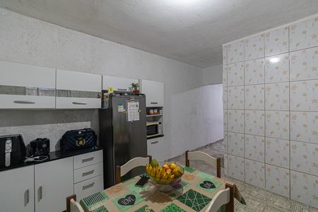 Casa à venda com 345m², 3 quartos e 3 vagas Casa à venda com 345m², 3 quartos e 3 vagasCasa 2 - Cozinha