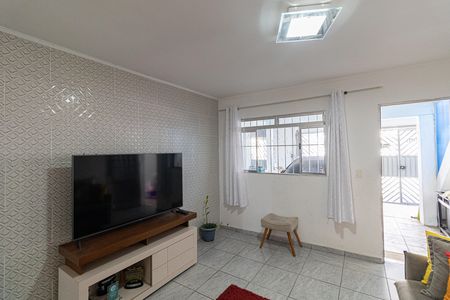 Casa 1 - Sala de casa à venda com 3 quartos, 345m² em Vila Sao Jose (guaianazes), São Paulo