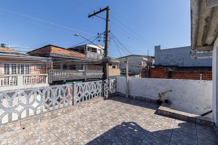 Casa à venda com 345m², 3 quartos e 3 vagas Casa à venda com 345m², 3 quartos e 3 vagasVaranda