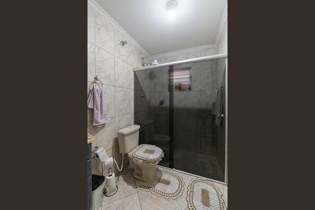 Casa à venda com 345m², 3 quartos e 3 vagas Casa à venda com 345m², 3 quartos e 3 vagasCasa 1 - Banheiro