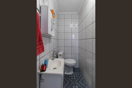 Casa à venda com 345m², 3 quartos e 3 vagas Casa à venda com 345m², 3 quartos e 3 vagasCasa 1 - Banheiro Suíte