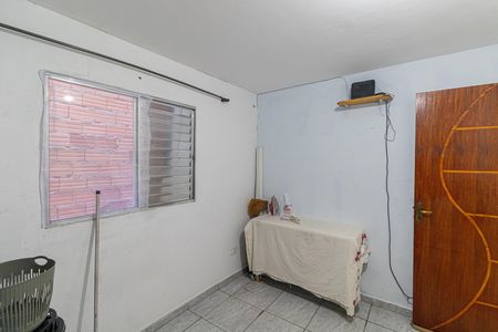 Casa 1 - Quarto 1 de casa à venda com 3 quartos, 345m² em Vila Sao Jose (guaianazes), São Paulo