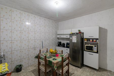 Casa à venda com 345m², 3 quartos e 3 vagas Casa à venda com 345m², 3 quartos e 3 vagasCasa 2 - Cozinha