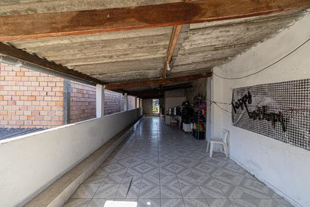 Casa à venda com 345m², 3 quartos e 3 vagas Casa à venda com 345m², 3 quartos e 3 vagasCasa 1 - Área de Serviço