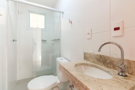 Apartamento para alugar com 48m², 2 quartos e 1 vaga Apartamento para alugar com 48m², 2 quartos e 1 vagaBanheiro