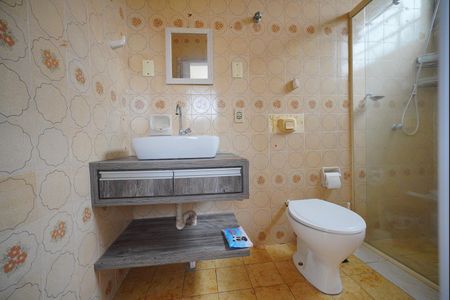 Casa para alugar com 495m², 4 quartos e 4 vagasBanheiro da Suíte 2