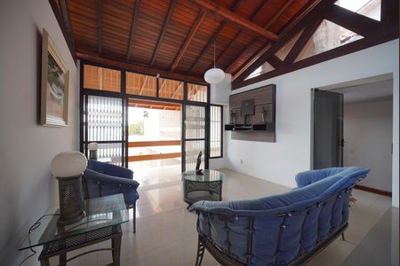 Sala de casa para alugar com 4 quartos, 495m² em Centro, Florianópolis