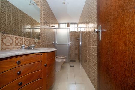 Apartamento à venda com 110m², 3 quartos e 2 vagasBanheiro da Suíte