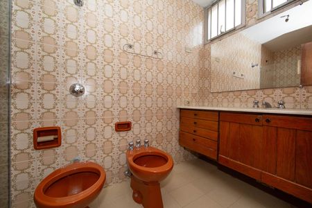 Apartamento à venda com 110m², 3 quartos e 2 vagasBanheiro da Suíte