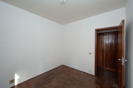 Apartamento à venda com 110m², 3 quartos e 2 vagasQuarto