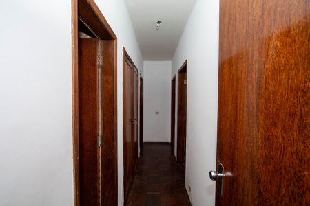Corredor de apartamento à venda com 3 quartos, 110m² em Santa Lúcia, Belo Horizonte