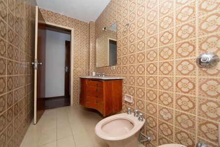 Apartamento à venda com 110m², 3 quartos e 2 vagasBanheiro da Suíte