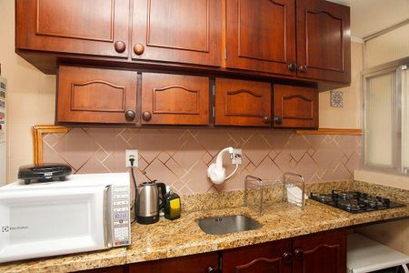 Apartamento à venda com 46m², 1 quarto e sem vagaCozinha + Área de Serviço