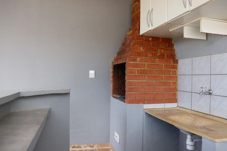 Casa para alugar com 420m², 4 quartos e 3 vagasÁrea comum - Churrasqueira