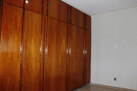 Casa para alugar com 420m², 4 quartos e 3 vagasSuíte 1