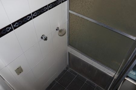 Casa para alugar com 420m², 4 quartos e 3 vagasBanheiro suite 1