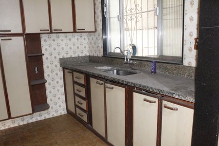 Casa para alugar com 560m², 7 quartos e 4 vagasCozinha