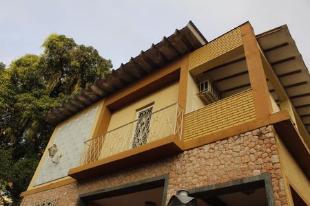 Casa para alugar com 560m², 7 quartos e 4 vagasFachada