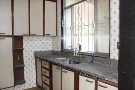 Casa para alugar com 560m², 7 quartos e 4 vagasCozinha
