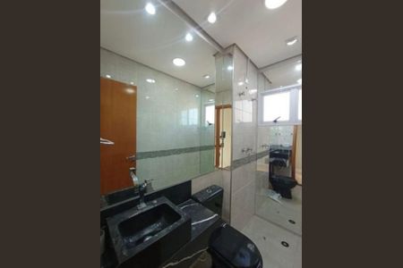 Apartamento para alugar com 188m², 3 quartos e 2 vagas Apartamento para alugar com 188m², 3 quartos e 2 vagasBanheiro