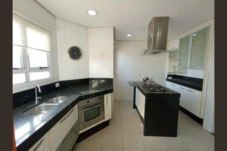 Apartamento para alugar com 188m², 3 quartos e 2 vagas Apartamento para alugar com 188m², 3 quartos e 2 vagasCozinha