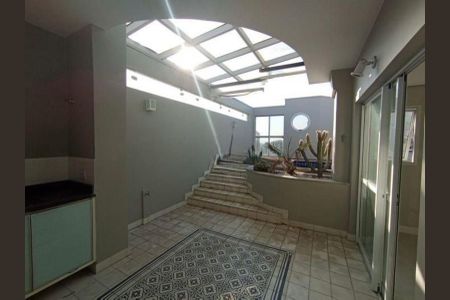Apartamento para alugar com 188m², 3 quartos e 2 vagas Apartamento para alugar com 188m², 3 quartos e 2 vagasÁrea externa