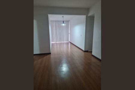 Sala de apartamento para alugar com 2 quartos, 80m² em Vila Isabel, Rio de Janeiro