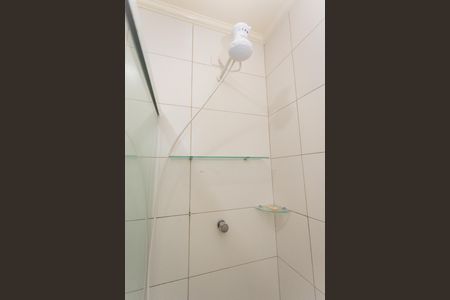 Banheiro de kitnet/studio para alugar com 1 quarto, 38m² em Conjunto Residencial Salvador Tolezani, São Paulo