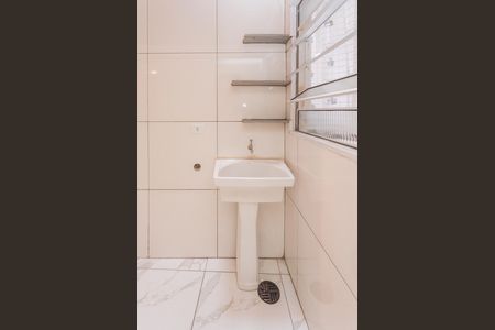 Área de Serviço de kitnet/studio para alugar com 1 quarto, 38m² em Conjunto Residencial Salvador Tolezani, São Paulo