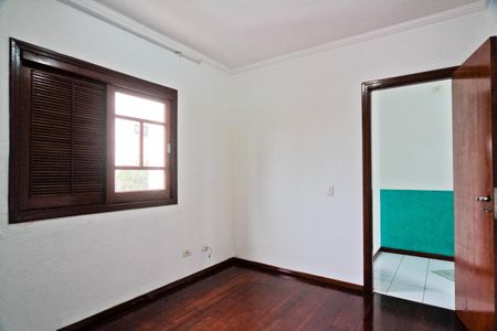 Casa de condomínio para alugar com 145m², 3 quartos e 2 vagasQuarto 2
