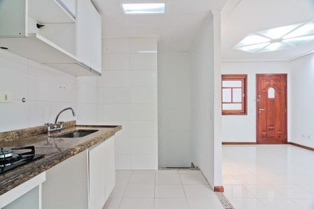 Casa de condomínio para alugar com 145m², 3 quartos e 2 vagasCozinha