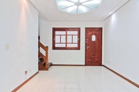 Sala de casa de condomínio para alugar com 3 quartos, 145m² em Santa Teresinha, São Paulo