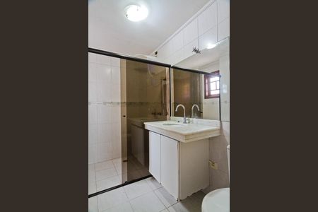 Casa de condomínio para alugar com 145m², 3 quartos e 2 vagasBanheiro
