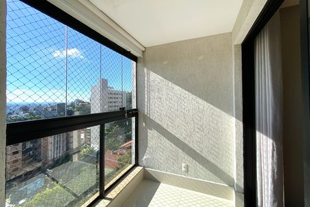 Varanda da Suite 1 de apartamento à venda com 4 quartos, 201m² em Santa Lúcia, Belo Horizonte